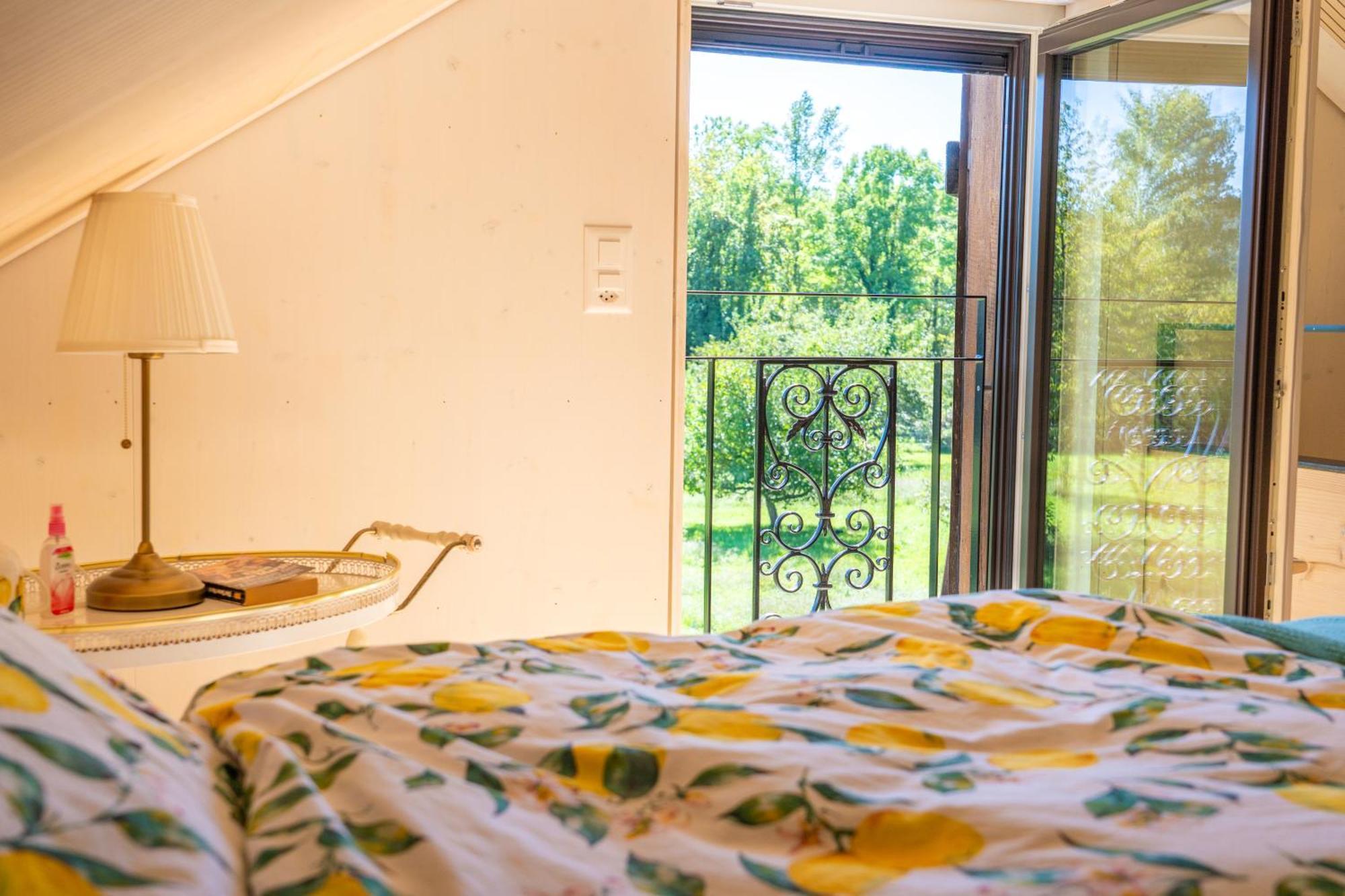 Tiny House Chez Claudine - Relaxen, Workspace, Naehe Thermen, Netflix, Free Parking & Wifi ブルック エクステリア 写真