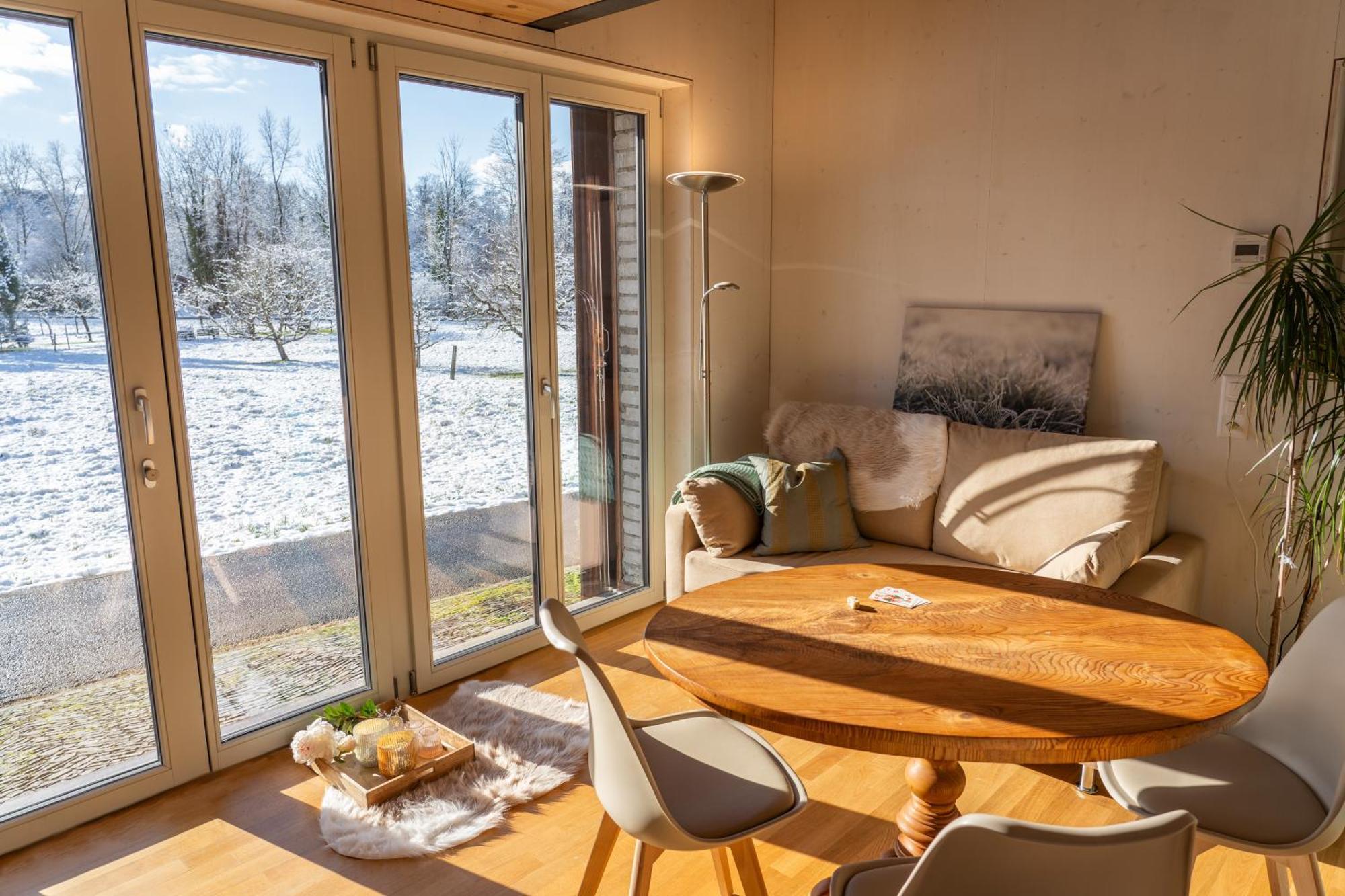 Tiny House Chez Claudine - Relaxen, Workspace, Naehe Thermen, Netflix, Free Parking & Wifi ブルック エクステリア 写真