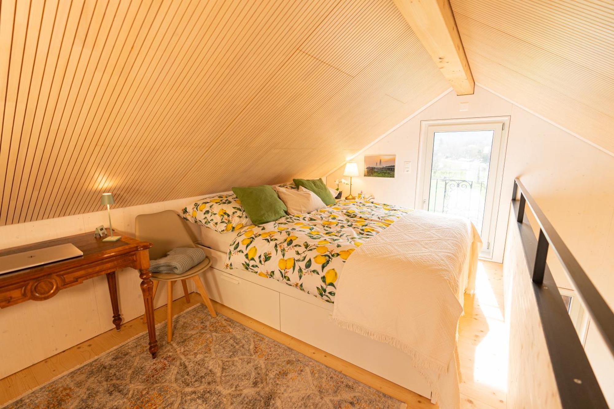 Tiny House Chez Claudine - Relaxen, Workspace, Naehe Thermen, Netflix, Free Parking & Wifi ブルック エクステリア 写真